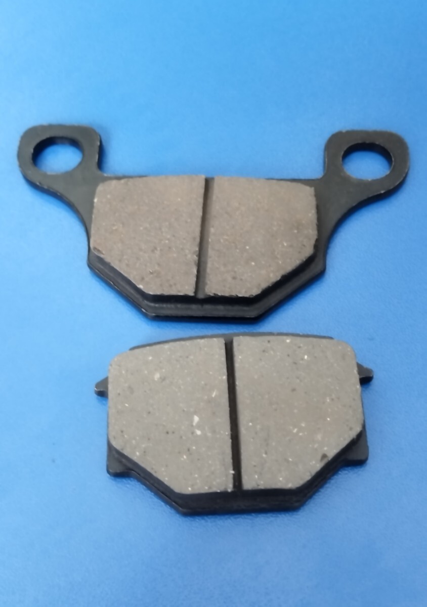 GN125H用 ブレーキパッド 社外品 要加工 中国生産車両_画像1