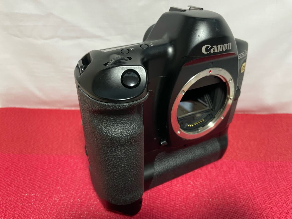 のき Canon EOS1n RS ボディー Canon EOS-1N RS body auto focus film camera キャノン