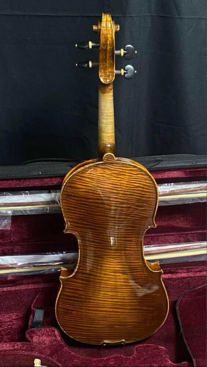 7万円の付属品 新品1ピース最高美しいトラ目メープル板 バイオリン 4/4サイズ 7万円の付属品 新品1ピース最高美しいトラ目メープル板