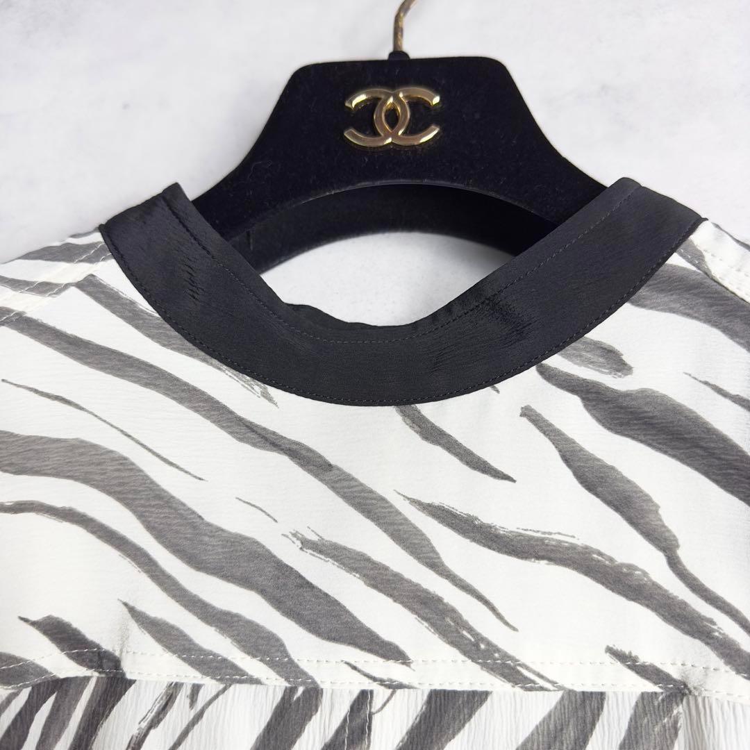 美品?フォトコピュー ホワイトタイガー柄 シルクワンピース M_画像8