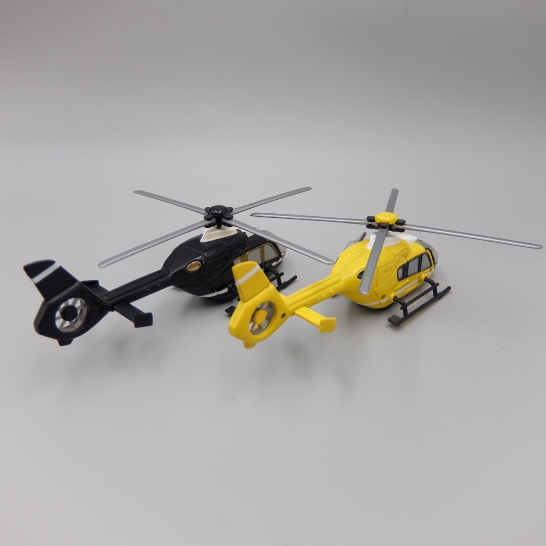 【4機セット】ヘリコプター エアバス H145 おもちゃ 1/72 全長約22cm ゼンマイでメインローター回転+前進 飛行機 _画像7