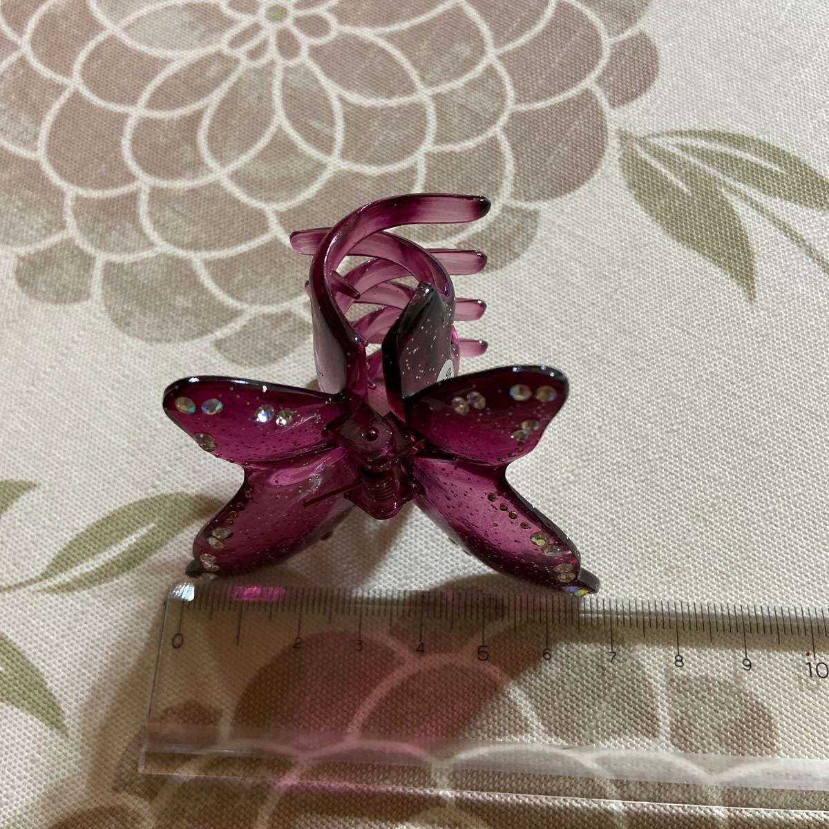 クリップ　髪飾り　蝶々　ラインストーン　_画像3