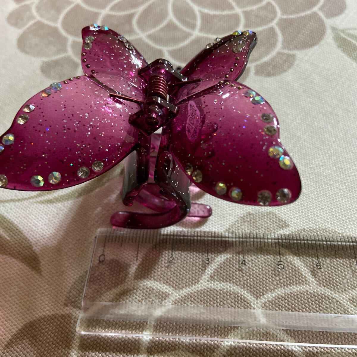 クリップ　髪飾り　蝶々　ラインストーン　_画像6