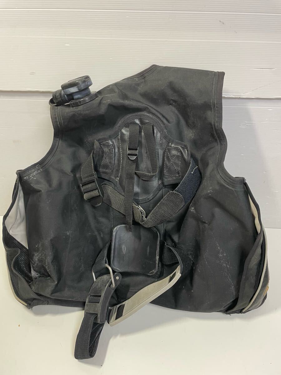 ◆R48 スキューバダイビング 器材 用品 色々おまとめ BCジャケット フィン 現状品_画像3