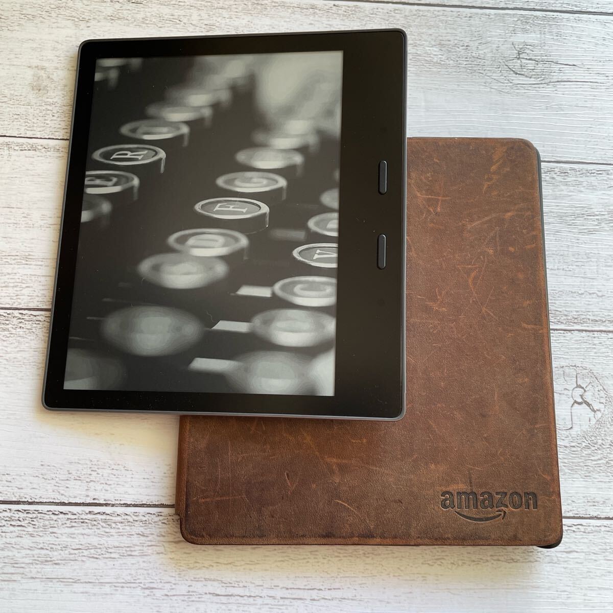 Kindle Oasis 10世代 32GB 広告なし Wi-Fi + LTE Kindle Oasis 第10世代32GB Wifi+LTE広告なし(電子ブック