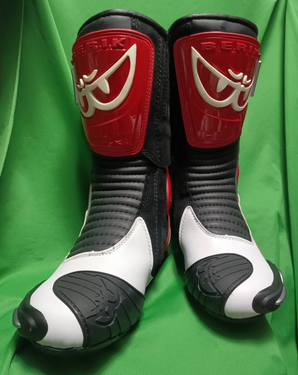 BERIK ベリック レーシングシューズ 43サイズ 27cm相当 ベリック BERIK GP-X レーシングブーツ サイズ43 27cm 美品