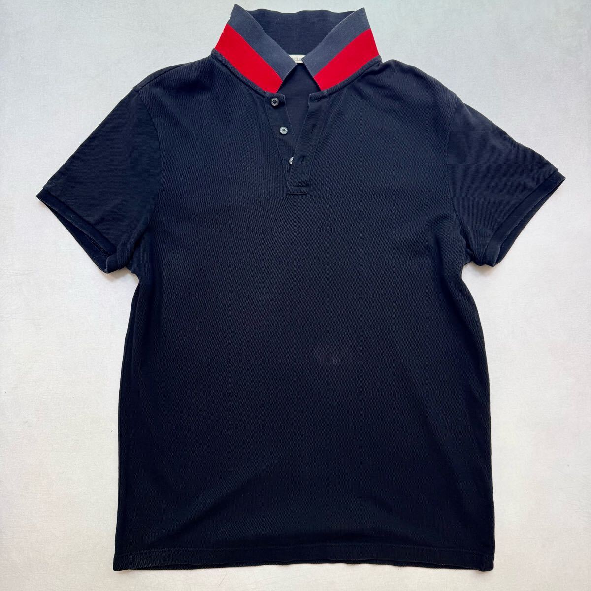 モンクレール ポロシャツ 襟ロゴ L 紺 Tシャツゴルフワッペン 美品/Lサイズ◎ モンクレール MONCLER マグリア 半袖 ポロシャツ