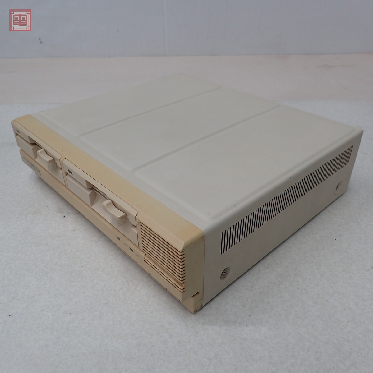 PC-8801FE本体のみ 動作品 難あり 動作品 NEC PC-8801FH 本体のみ 日本電気 レトロPC PC88【40