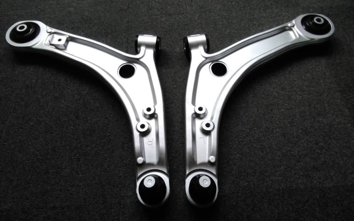 ランエボ10 美品フロントアーム左右 cz4a ブーツ新品