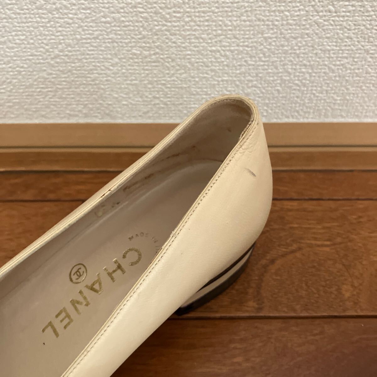 シャネル靴　38サイズ　黒ベイジュ_画像3