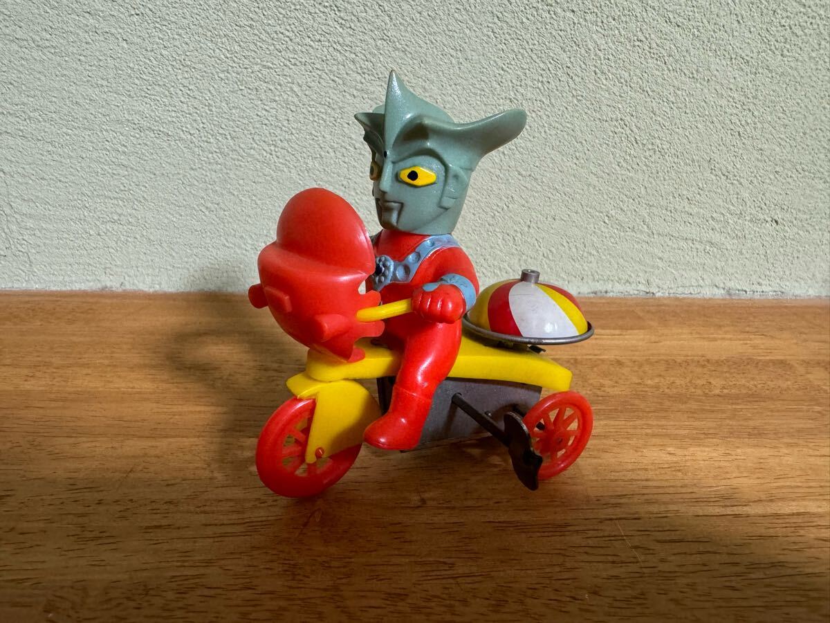 ブルマァク ウルトラマンレオ 三輪車 ソフビ ブリキ 当時物 ブルマァク ウルトラマンレオ 三輪車 ソフビ ブリキ 当時物