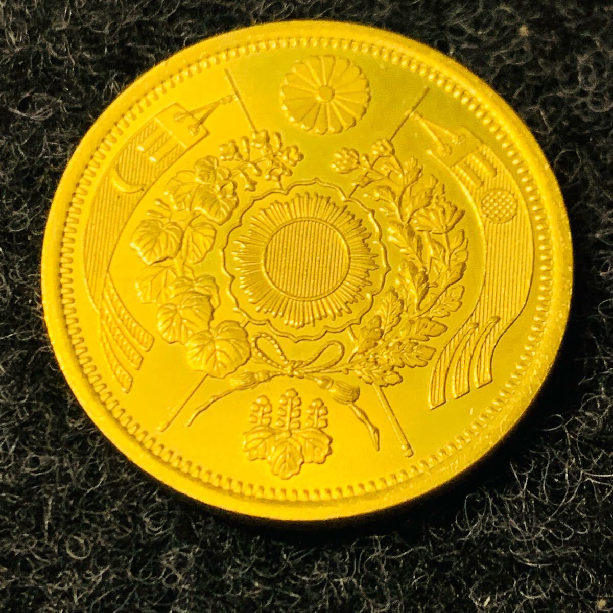 L419 日本 旧二十圓 明治十年 大日本 菊紋 古銭 竜 コレクション L419 日本 旧二十圓 明治十年 大日本 菊紋 古銭 竜 コレクション