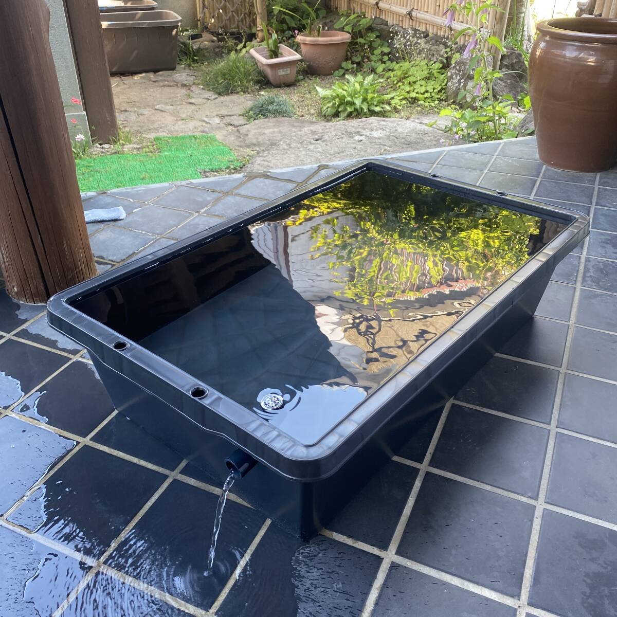 【新仕様】メダカ飼育ケース 75㍑黒x3個 オーバーフロー加工済 金魚飼育容器 Amazon | 五色アクア メダカ飼育容器 35リットル 黒