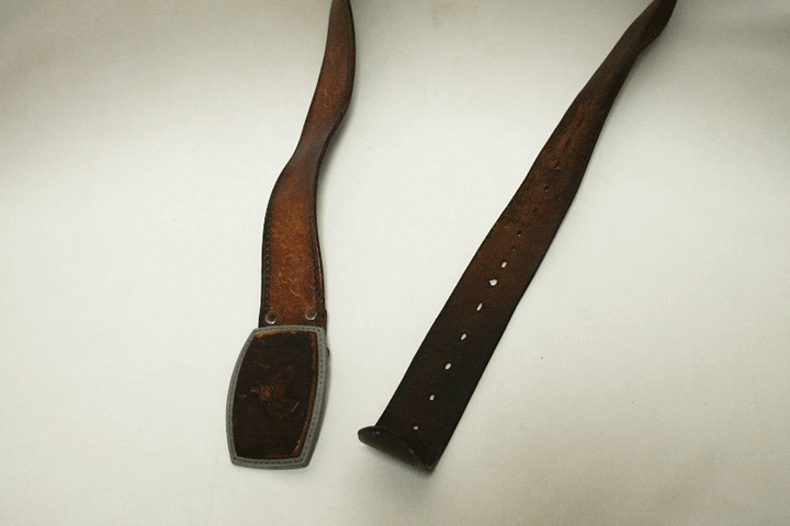 Unknown バックル レザー ベルト 馬 茶 ブラウン メンズ アンティーク ビンテージ ヴィンテージ USA 古着 オールド AC67_画像5