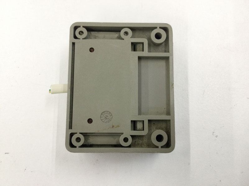 2CT-6MB バス配線用ローゼット 6極6芯1口 ビジネスフォン工事等にいかがですか 中古リユース★普通郵便送料無料★代引不可(管理番号3107)_画像3