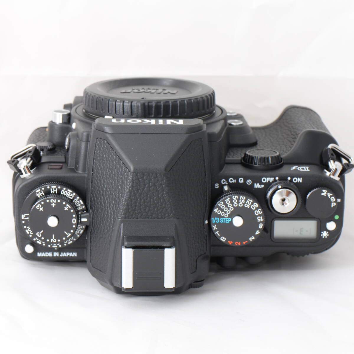 ☆新品級・ショット数656☆ Nikon デジタル一眼レフカメラ Df ボディ ブラック DFBK ニコン #3788_画像4