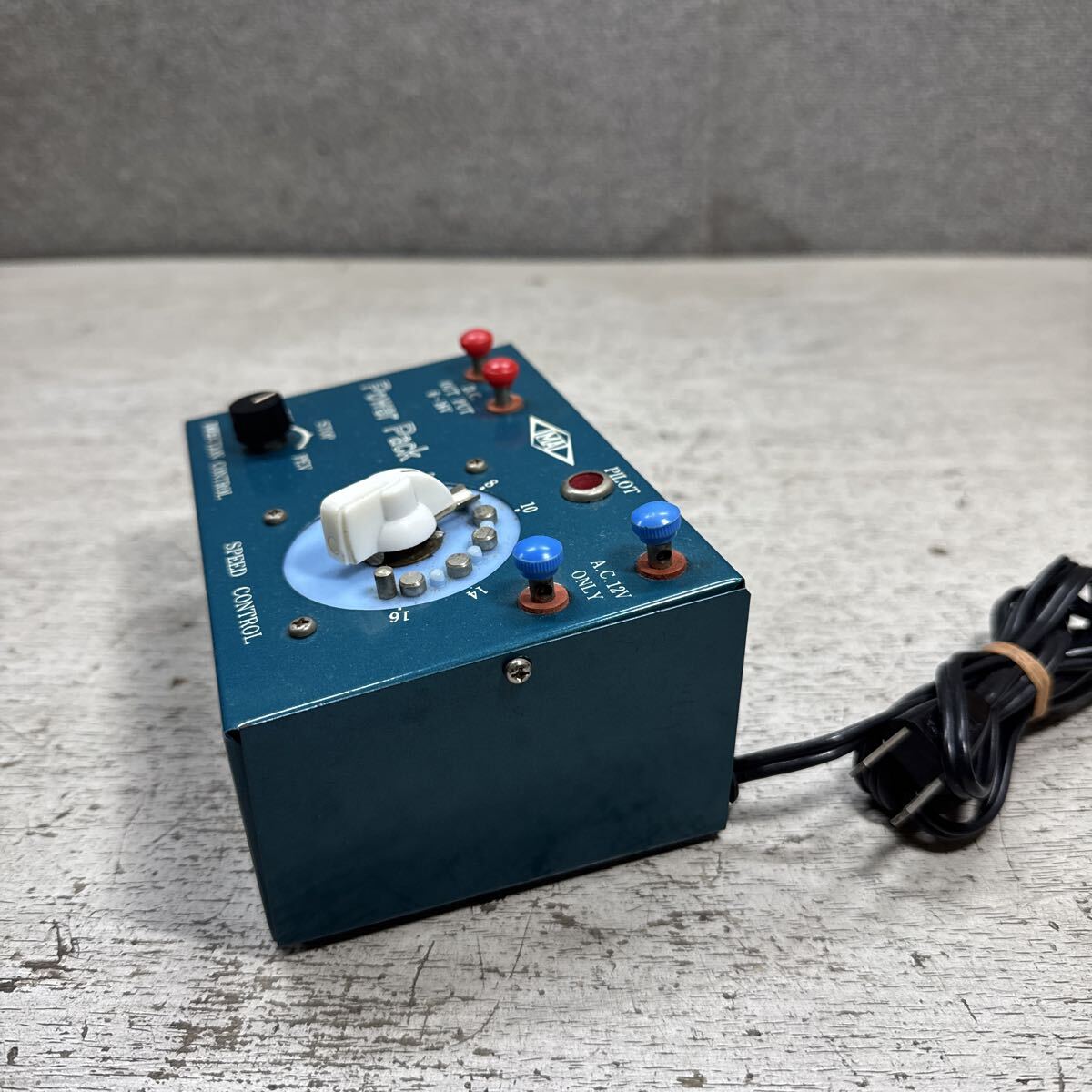 JZ-610 激安 ＩＭＡＩ パワーパック 鉄道模型 動作未確認 中古現状品 ※3回再出品で処分_画像2