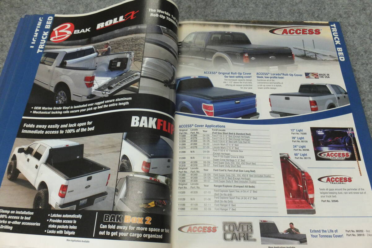 иностранная книга FORD аксессуары каталог запчастей английский язык