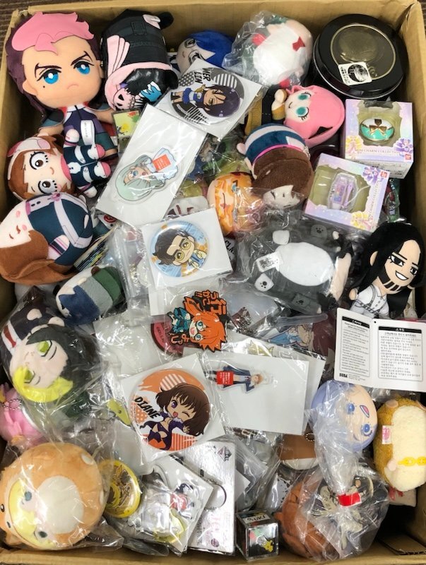 アニメ系グッズ250点以上まとめ売り 刀剣乱舞 ツイステ SideM おそ松さん グッズまとめ売り 約23.7㎏ 刀剣乱舞 おそ松さん ブルーロック
