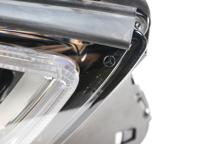 美品 破損なし★★送料無料 即日発送★★ベンツ X290 GT AMG 純正 LED ヘッドライト 右 A 2909065200 メルセデス_画像8