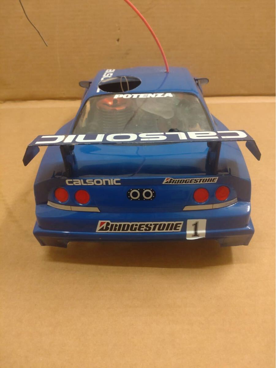 ラジコン 京商 kyosho 1/10 スカイライン カルソニック エンジン