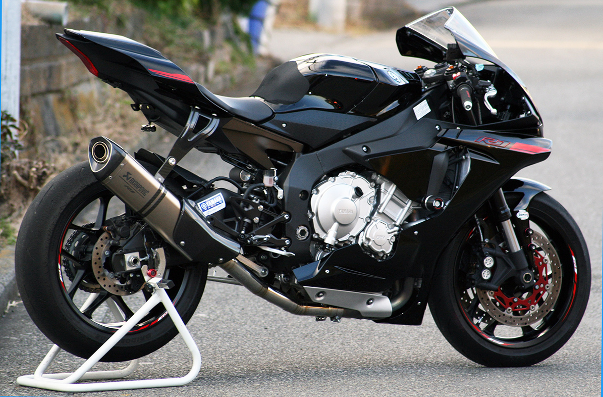 YZF-R1/R1M Racing mid pipe マフラー 発売開始 新品 ('15~'25) YZF-R1/YZF-R1M Titanium Racing mid