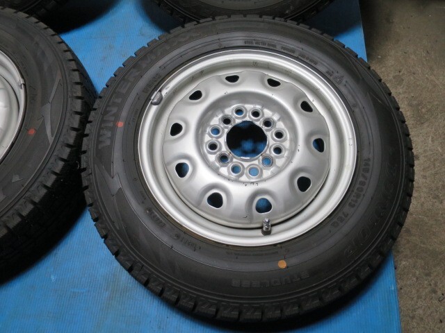 ◆ほぼ未走行?軽用スタッドレス 145/80R13◆2023年 DUNLOP WINTERMAXX WM02◆13×4J 4穴 PCD100 ハブ68mm ◆B 98_画像4