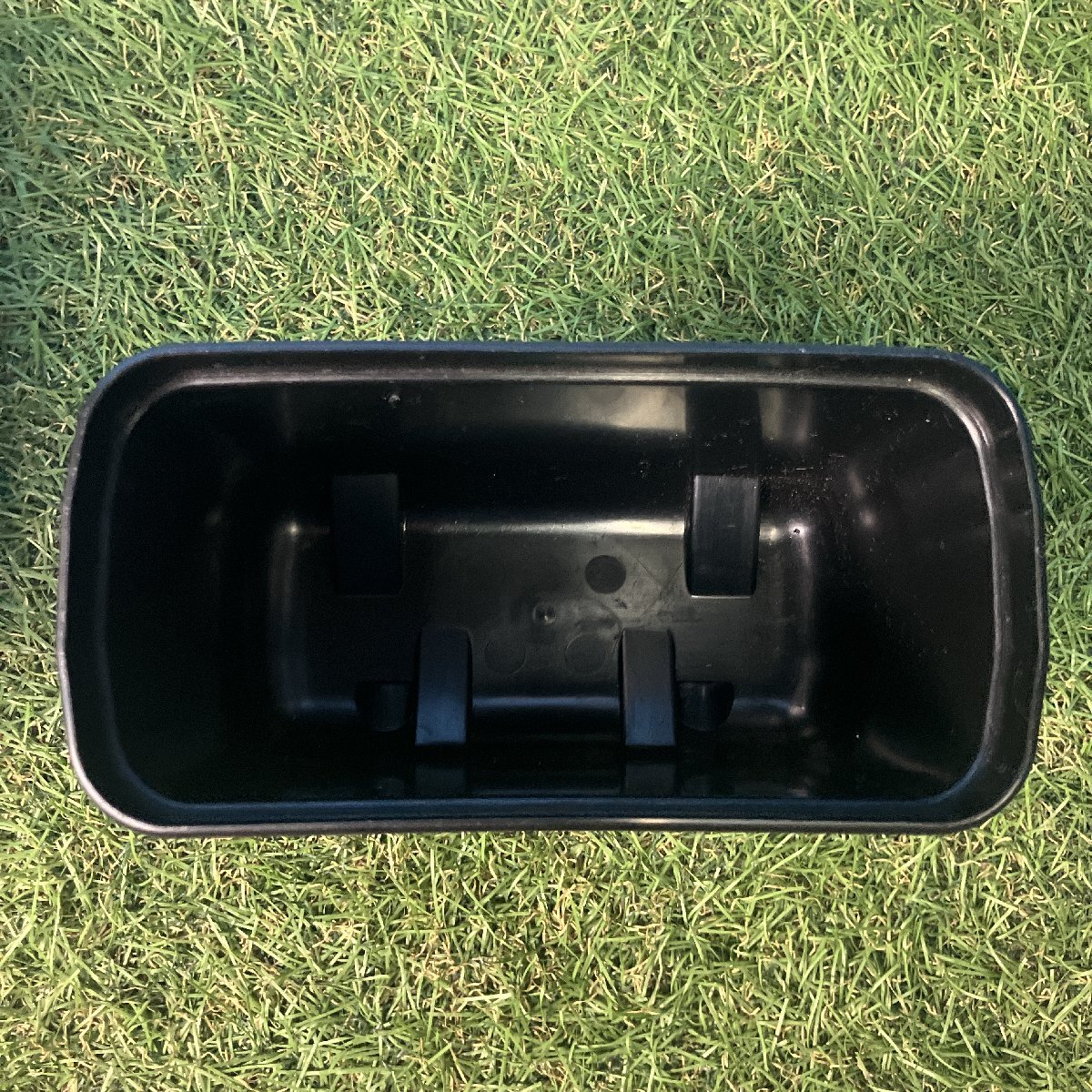 [25P04064D6] トヨタ エスティマ(DAA-AHR20W) 純正OP ダストボックス/ゴミ箱 助手席下側 【グレードG】_画像7