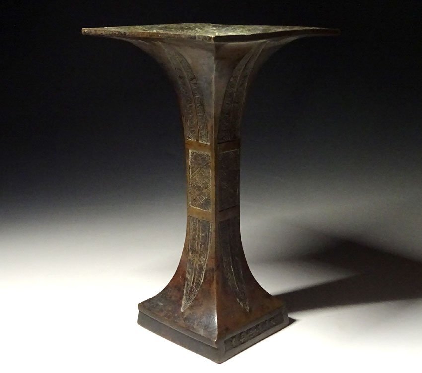 古銅 尊式 花器 高37.3cm 時代物 古美術 京都古寺蔵品(BB508) 緑屋c□ 中国古玩 古銅 尊式 花入 華瓶 花瓶 雷文 箱付 唐物