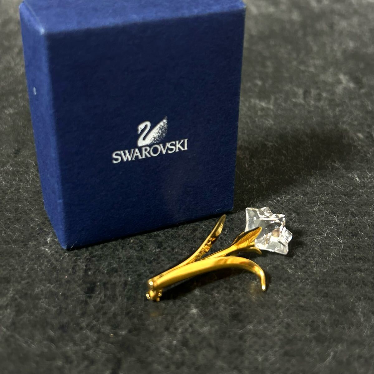 [BOX есть ]SWAROVSKI Swarovski цветок брошь Gold цвет аксессуары декортивный элемент *U