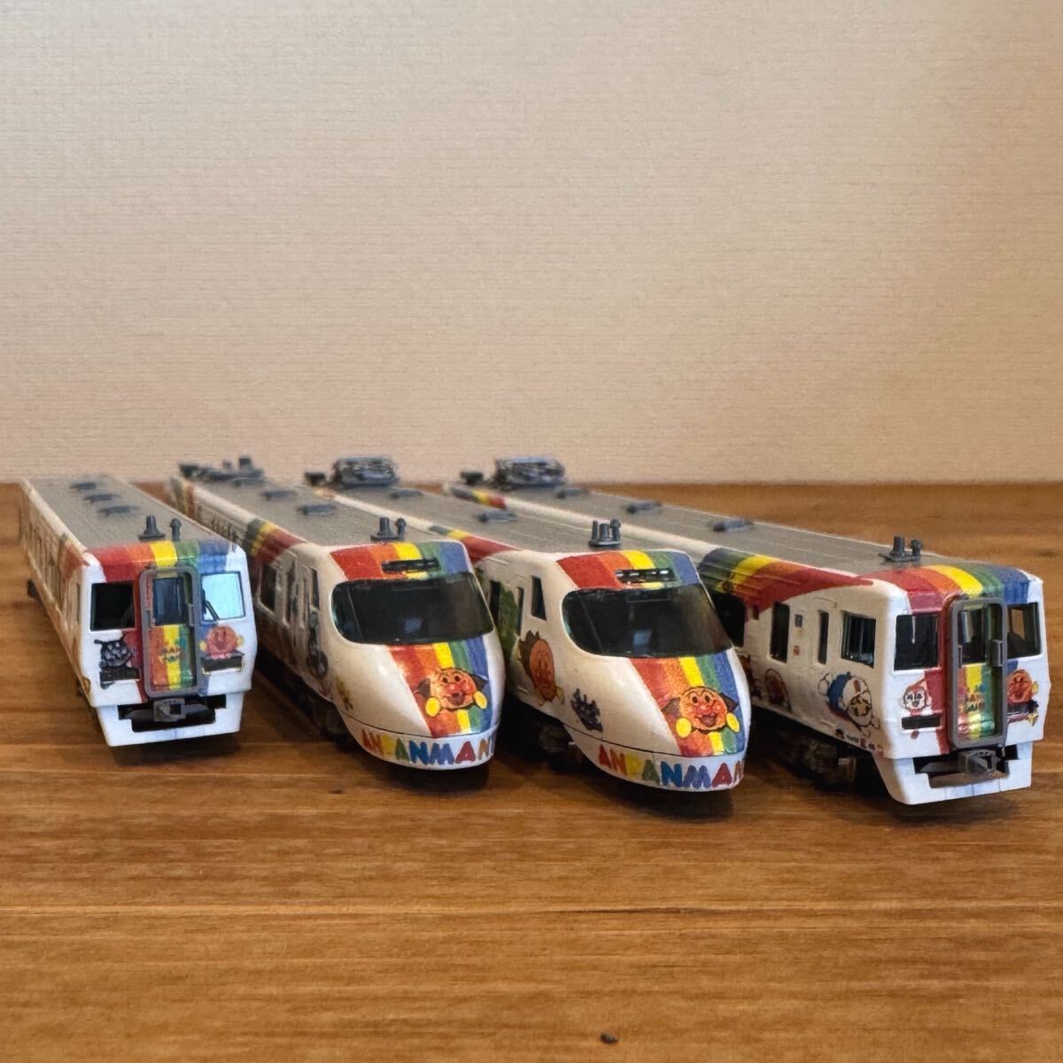 Yahoo!オークション - KATO JR四国8000系 ラッピング仕様 8両セット