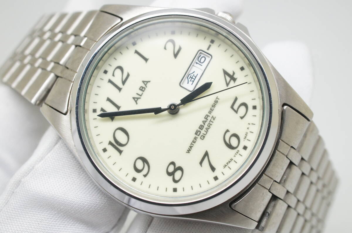 G107●作動良好 SEIKO セイコー ALBA アルバ V733-7A00 蓄光文字盤 デイデイト メンズ腕時計 シルバー お洒落 クォーツ