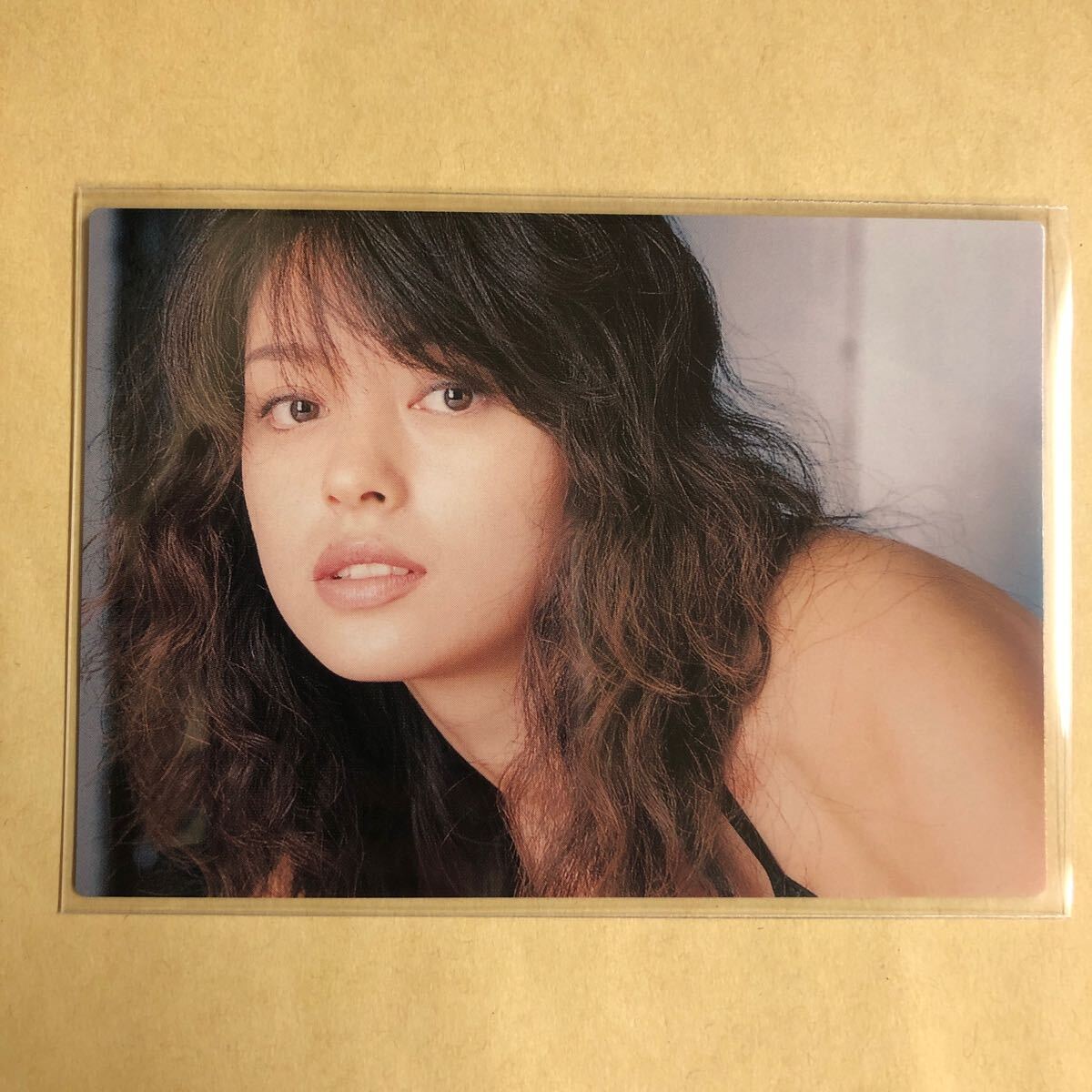  Sakai Yumi 2000 желтый кабина коллекционные карточки идол gravure карта купальный костюм 049 звезда коллекционная карточка 