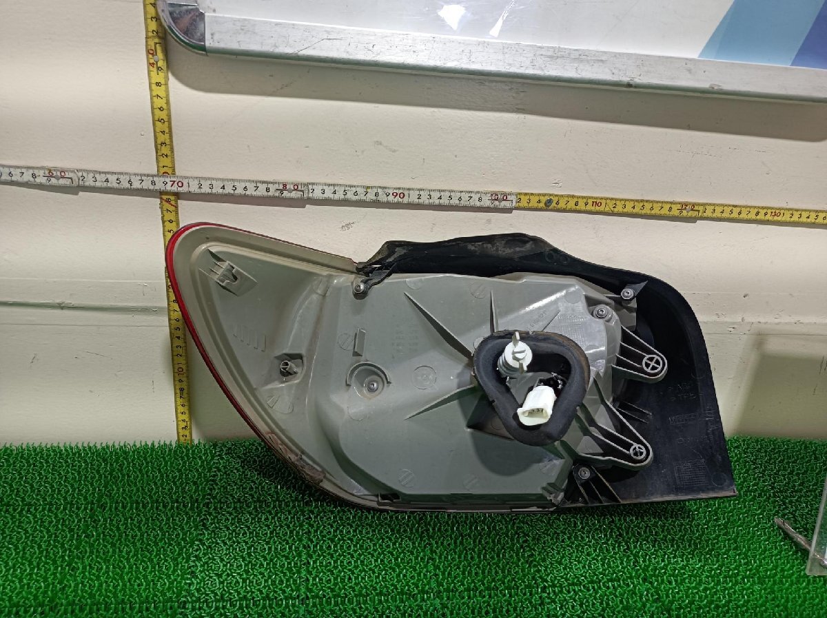 メルセデスベンツ　テールライト　右　A45　CBA-176052　176052　2013　W176 AMG 4MATIC　#hyj　NSP264921_画像6