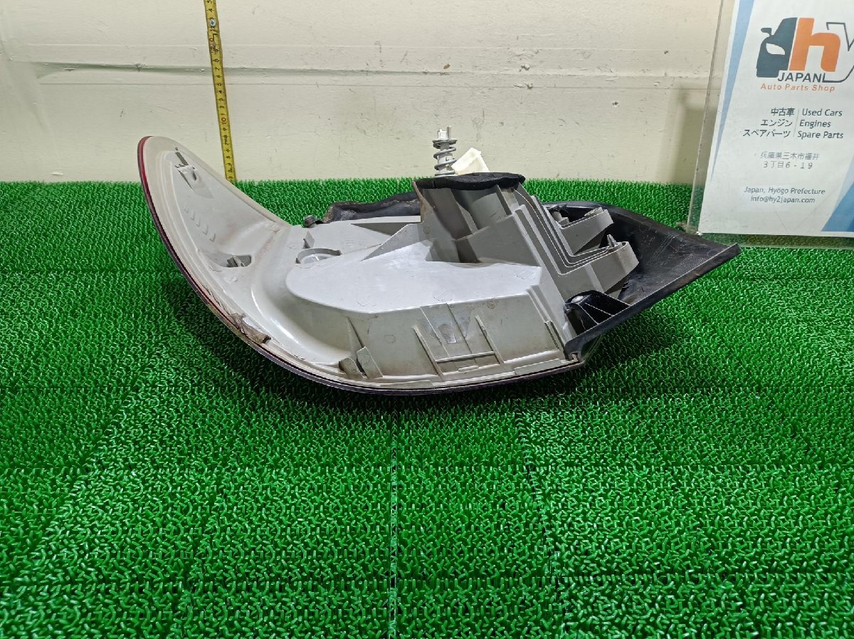 メルセデスベンツ　テールライト　右　A45　CBA-176052　176052　2013　W176 AMG 4MATIC　#hyj　NSP264921_画像8