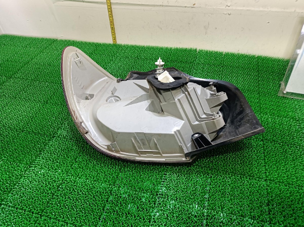 メルセデスベンツ　テールライト　右　A45　CBA-176052　176052　2013　W176 AMG 4MATIC　#hyj　NSP264921_画像7