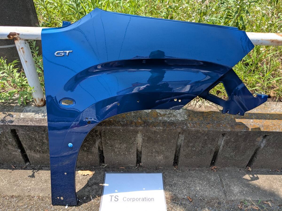 プジョー リフター K9PYH01L 純正 フロント フェンダー 右 中古品 177649B0 _画像1