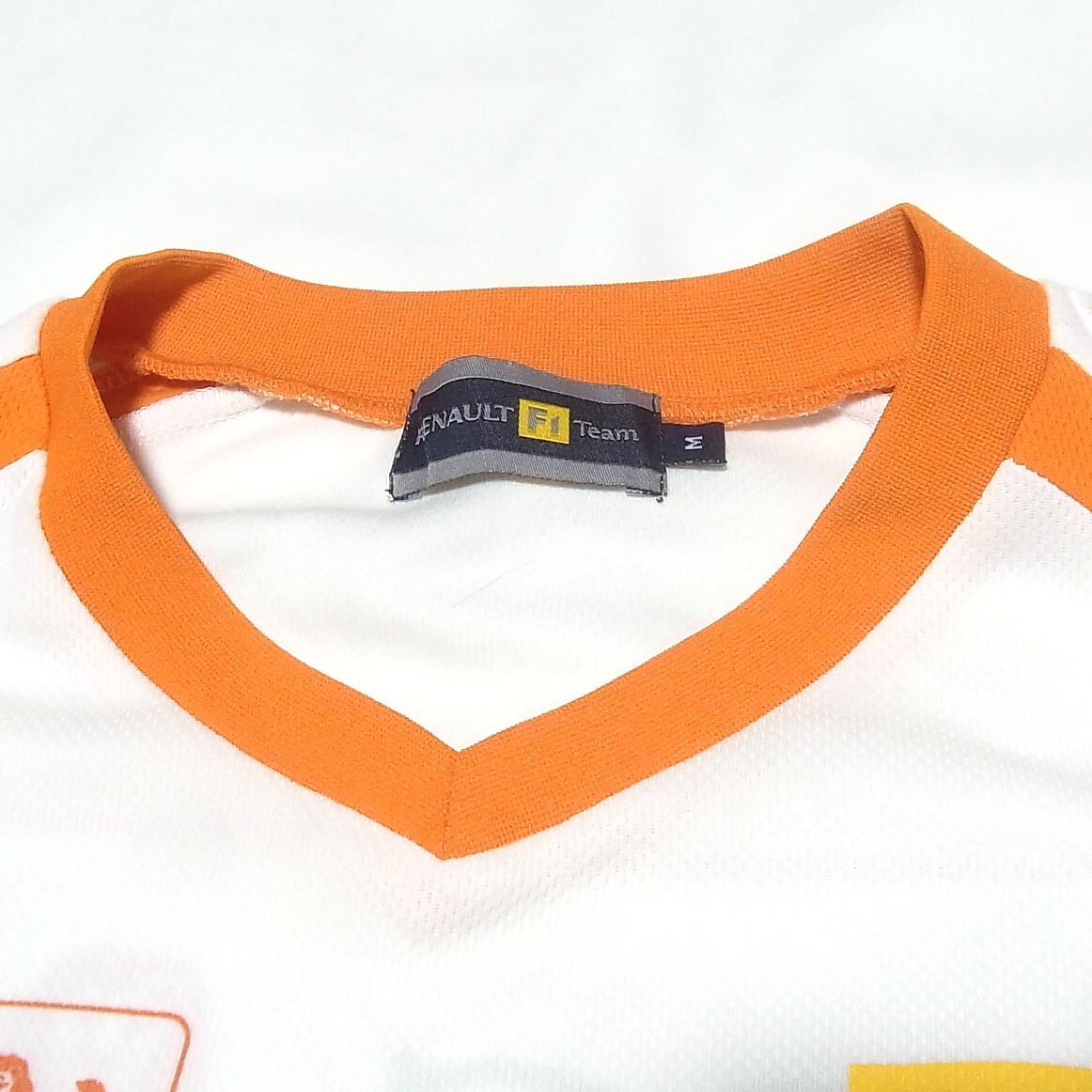 F1 美品 ルノー RENAULT ブリヂストン INGなどのスポンサープリント Tシャツ M◎Vネック オフィシャル品 送料無料_画像4