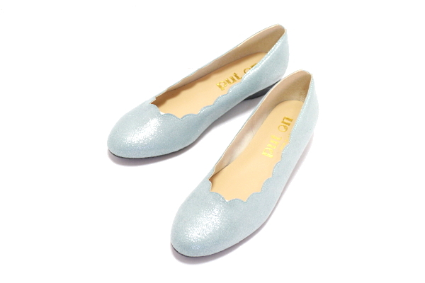 新品日本製PUT ON レディースカジュアルパンプス カジパン ぺったんこパンプス ラメ ブルー 23.5cm _画像2