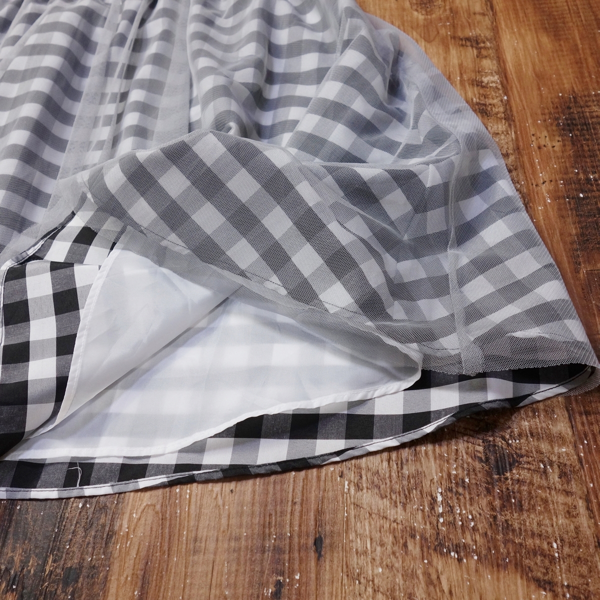 美品 アプワイザーリッシェ Apuweiser-riche ギンガムチェック チュールスカート レディース フレア ひざ丈 フェミニン S グレー LK28_画像2