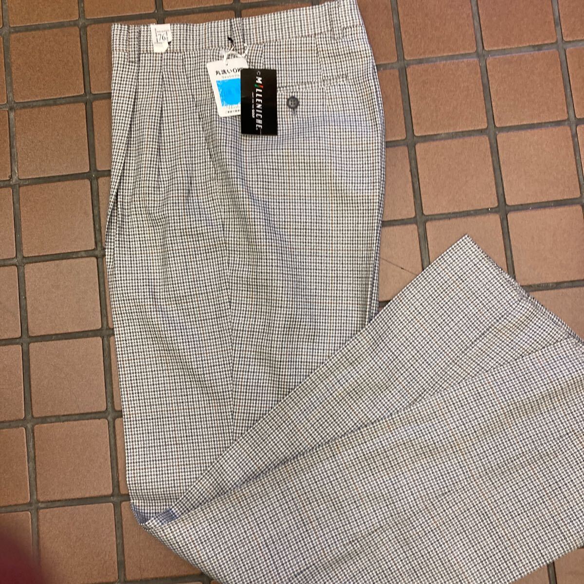 《新品》ビジネス カジュアル スラックス サイズ 76cm 2タック ウォッシャブル ご家庭で簡単にあらえます。 ハンドトゥース風柄 茶系大格子_画像2