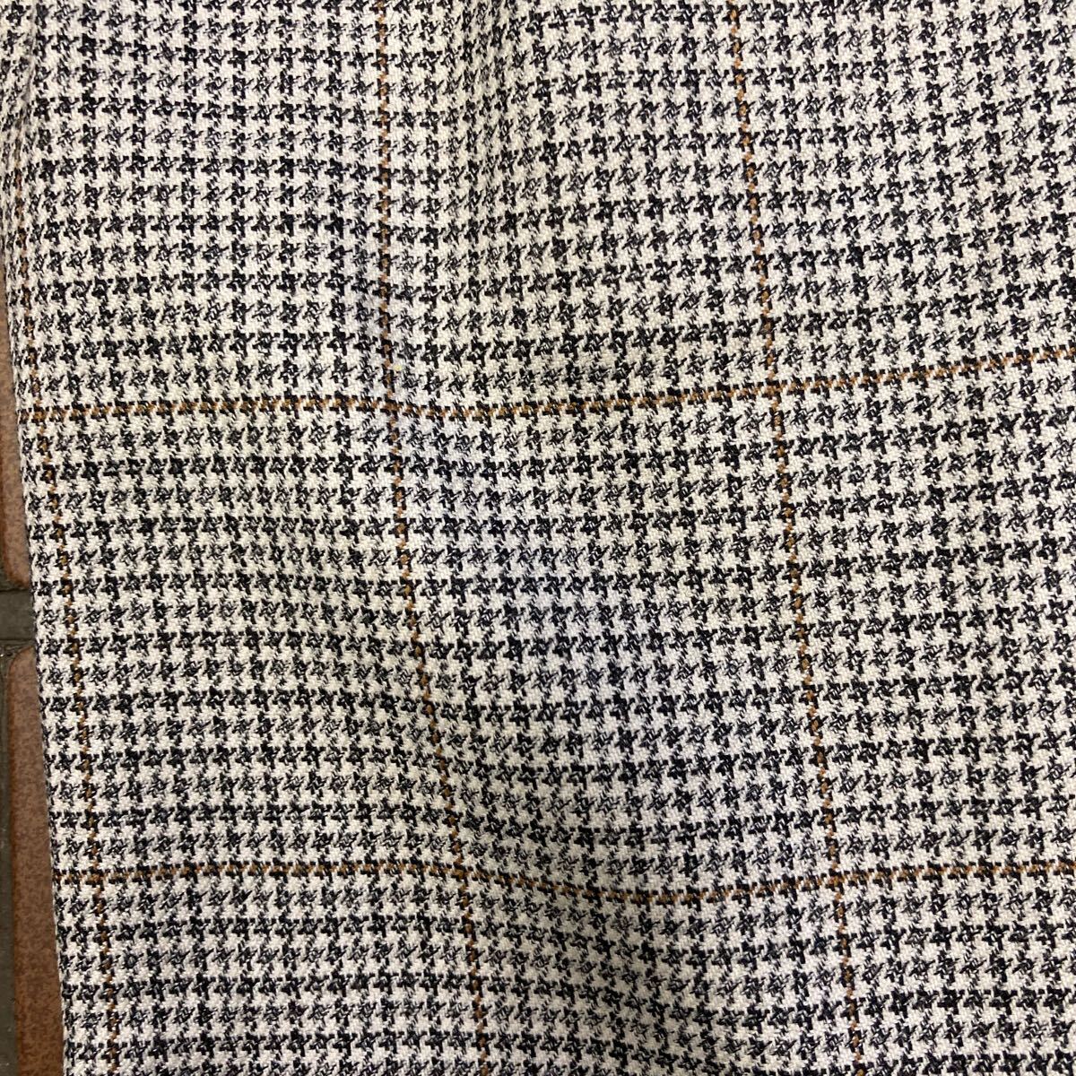 《新品》ビジネス カジュアル スラックス サイズ 76cm 2タック ウォッシャブル ご家庭で簡単にあらえます。 ハンドトゥース風柄 茶系大格子_画像3