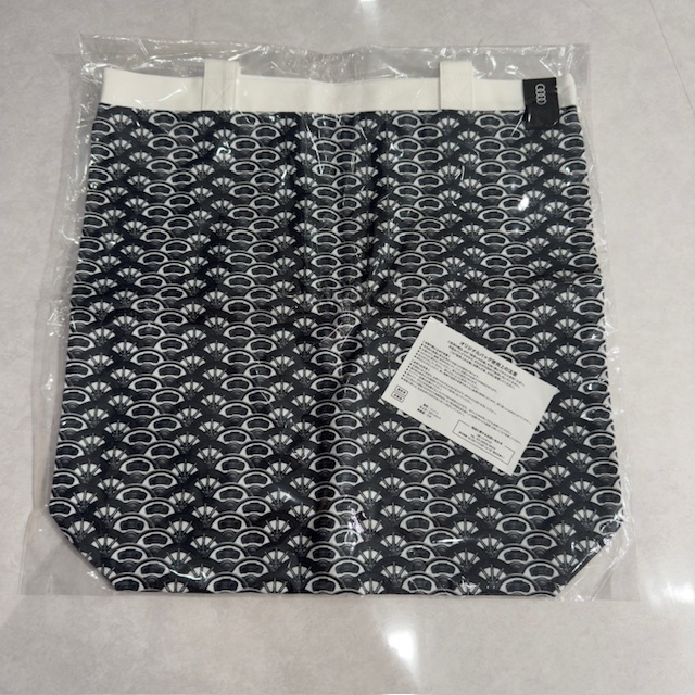 *H7-7-110 Audi ограничение мир рисунок большая сумка нераспечатанный  *H7-7-110 Audi ограничение мир рисунок большая сумка нераспечатанный