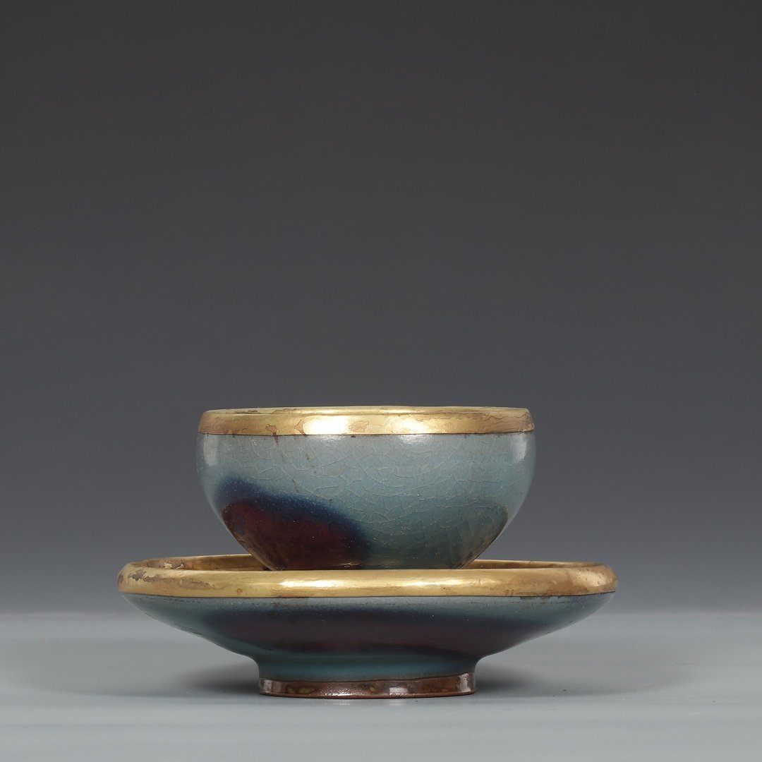 【R7-CO1】鈞窯 紫紅斑紋茶碗 骨董品 中国美術 古美術 安】宋時代 鈞窯紫紅斑包金口盞托セット 共箱 唐瓷 染付 古陶瓷