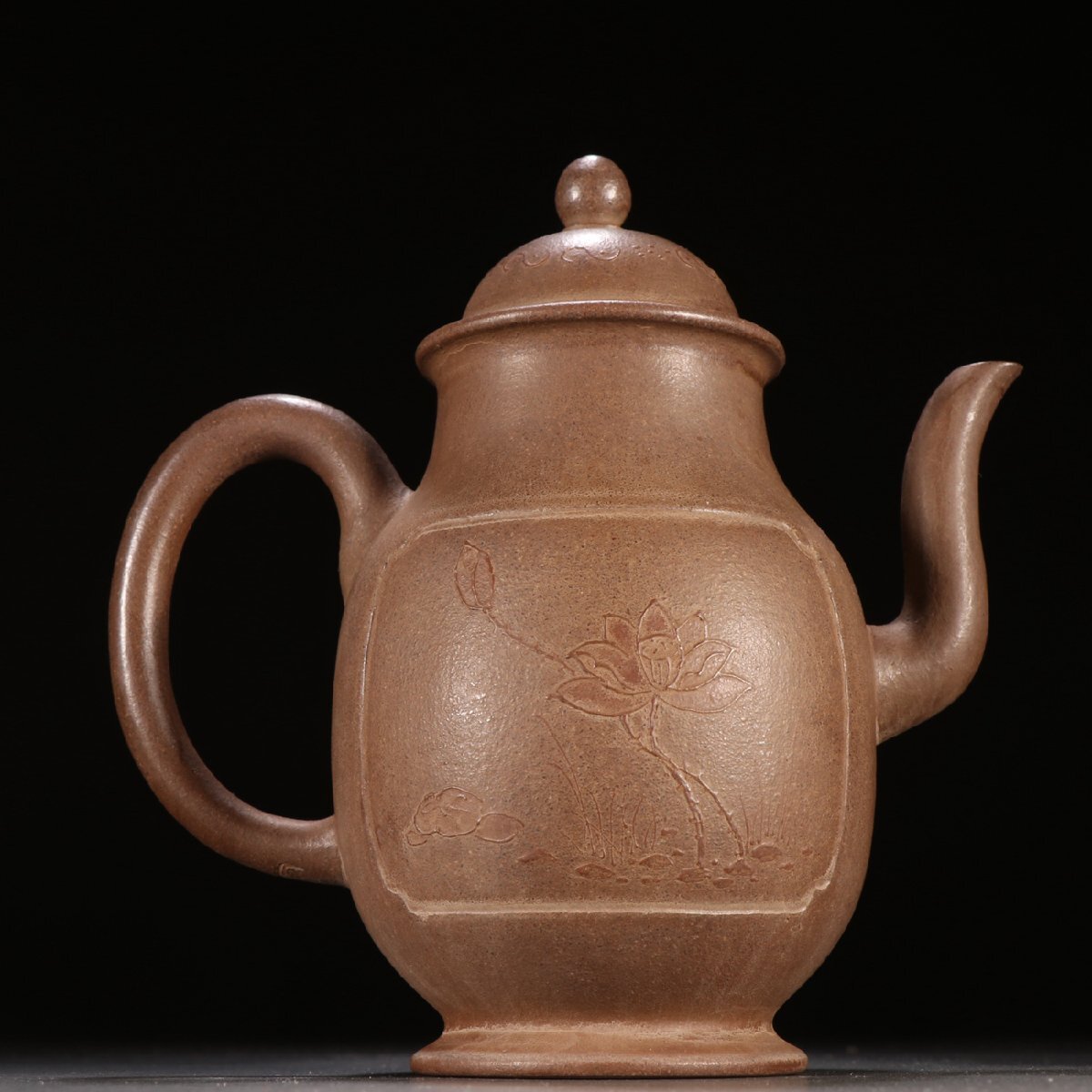 ♦中国 宜興窯 紫砂 貼花文様 茶壺 茶道具 煎茶道具１式 未使用 美品 骨董品 安】清時代 鉄画軒製 荷花紋茶壺 宜興紫砂 常滑 朱泥急須 煎茶