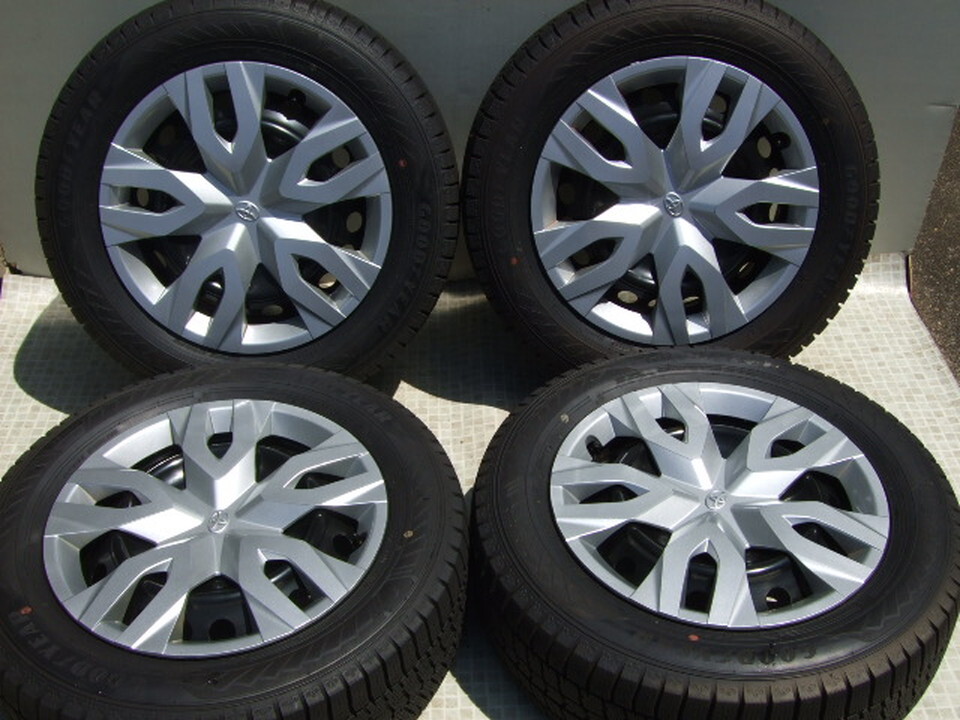 美品 トヨタ純正ホイール カローラクロス C-HR エスティマ 6.5J 114.3 +45 2021年制 バリ溝 215/60R17 4本 E12