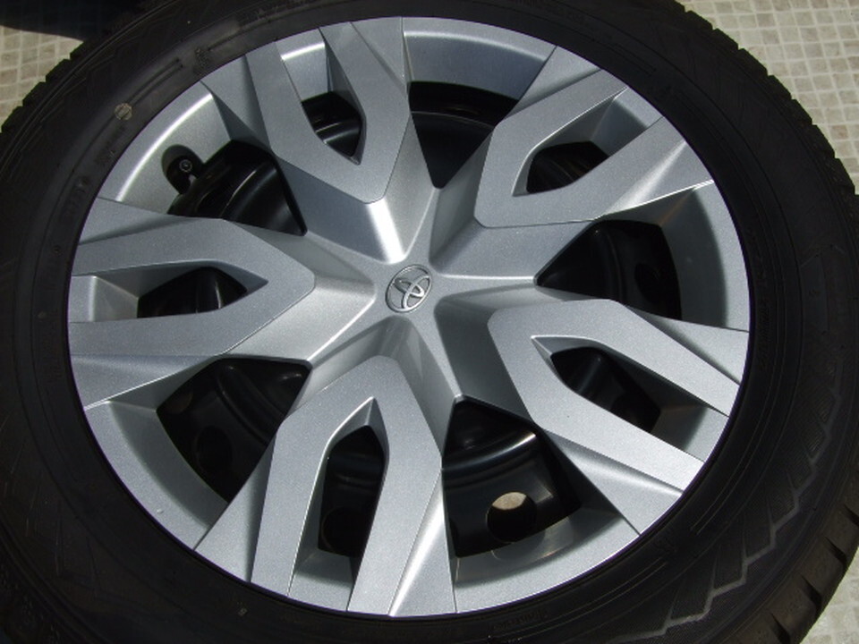 美品 トヨタ純正ホイール カローラクロス C-HR エスティマ 6.5J 114.3 +45 2021年制 バリ溝 215/60R17 4本 E12