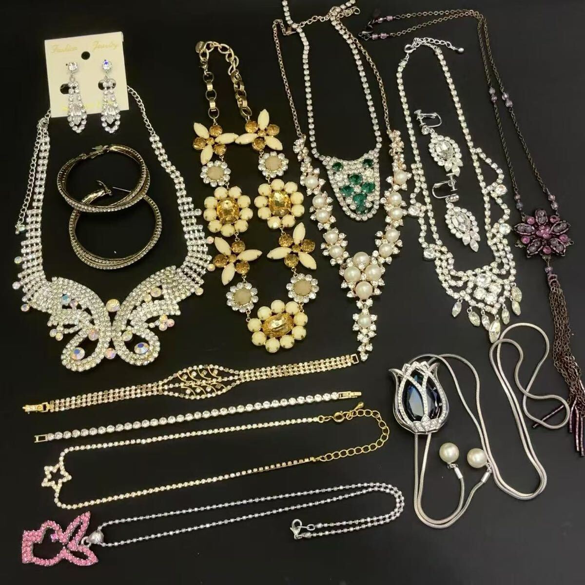 【BBAK6028】アクセサリー ネックレス ブレスレット イヤリング おまとめ NINA RICCI / GIVENCHY / MICHAEL KORS ほか 1円～ アクセサリー 大量おまとめセット 約6.4kg分 ネックレス リング