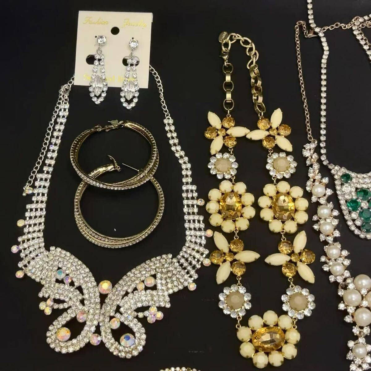 【BBAK6028】アクセサリー ネックレス ブレスレット イヤリング おまとめ NINA RICCI / GIVENCHY / MICHAEL KORS ほか 1円～ アクセサリー 大量おまとめセット 約6.4kg分 ネックレス リング