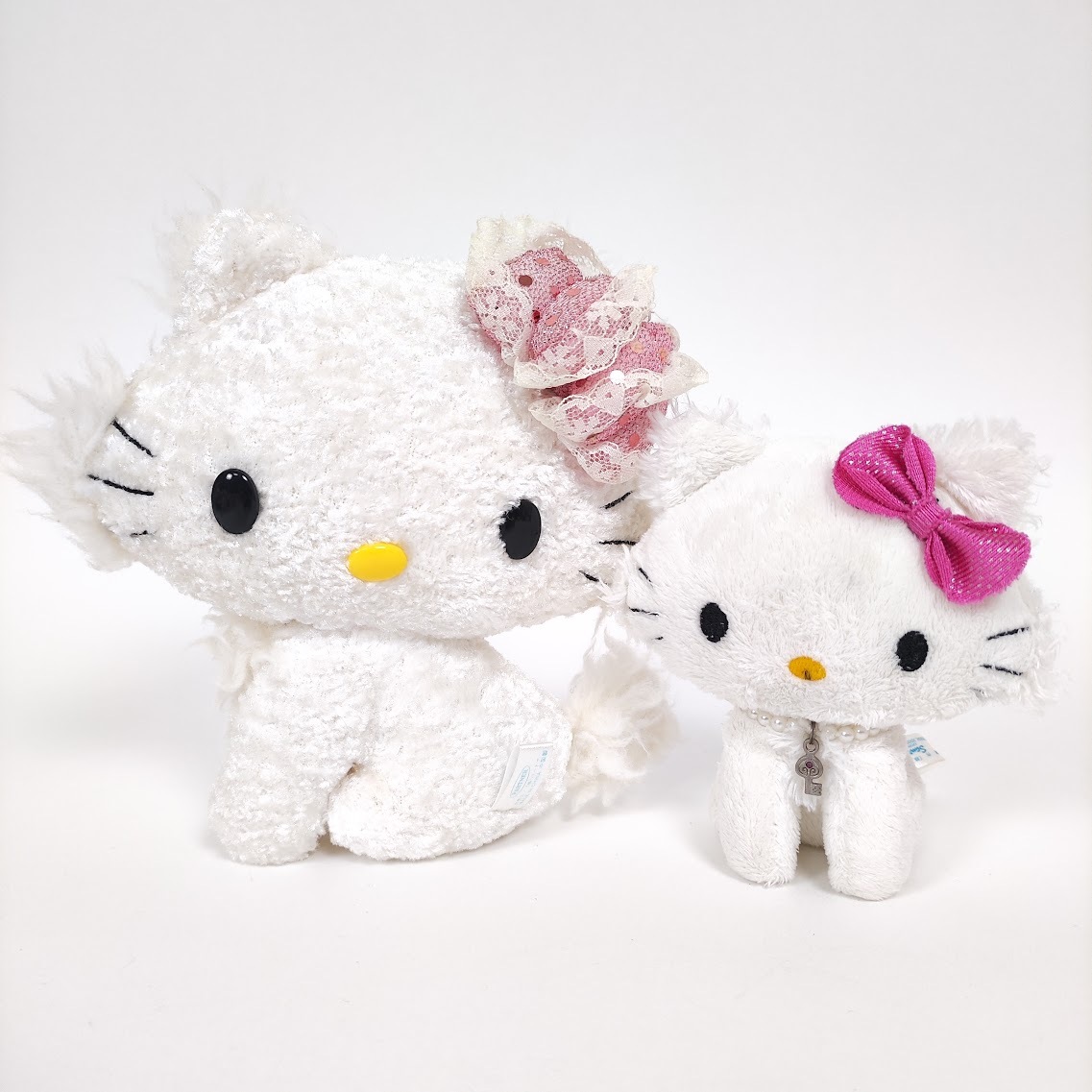 チャーミーキティ ぬいぐるみ 2004年製 チャーミーキティ ぬいぐるみ 2004年 17cm/11cm ハローキティ 鍵